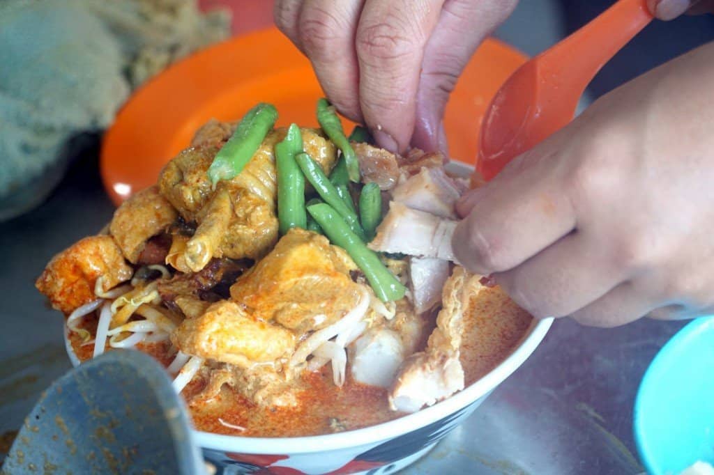 8xecite Big bowl curry mee at Selayang - Coca Restaurant