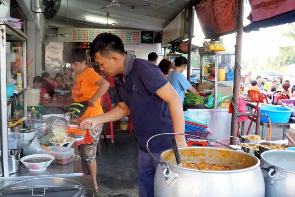 Big bowl curry mee at Selayang - Coca Restaurant -001