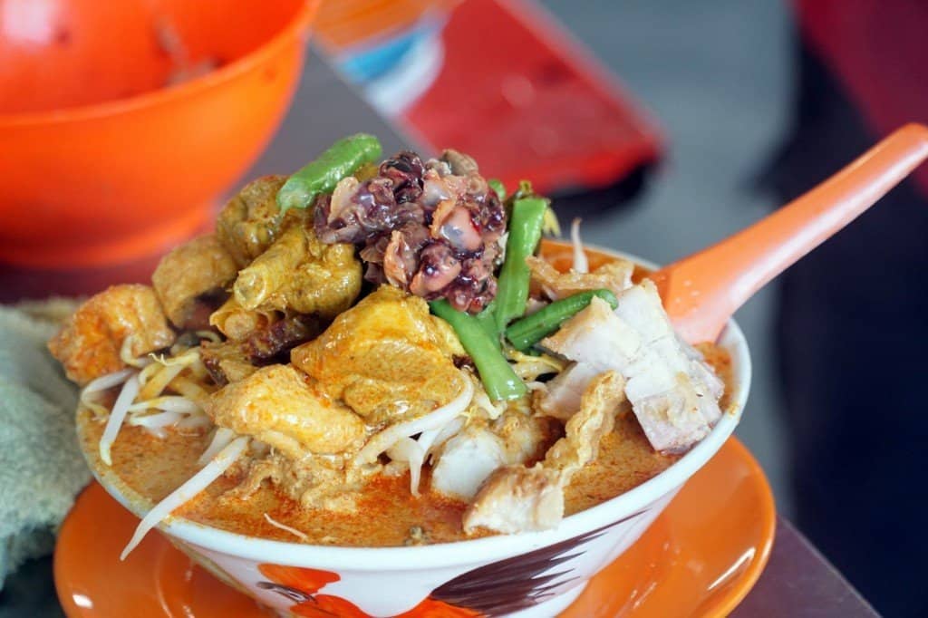 Big bowl curry mee at Selayang - Coca Restaurant -003