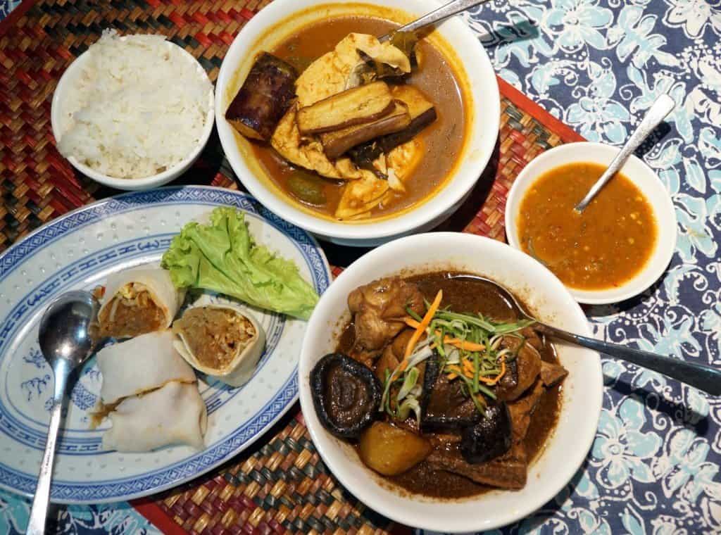 Halal Nyonya food in Melaka - Seri Nyonya @ Hotel Equatorial Melaka-001