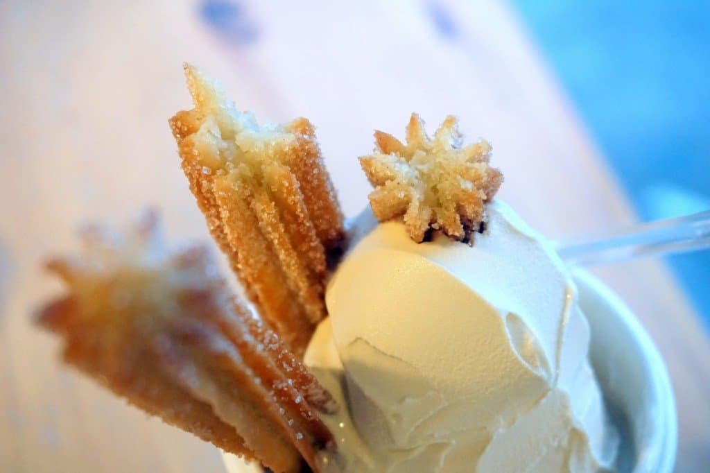 Softsrve Ice-Cream & Dessert Bar-002