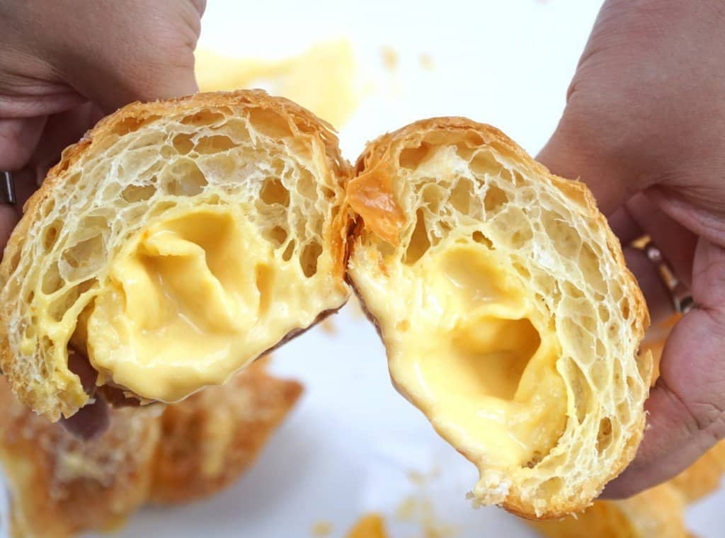 The best Salted Egg Yolk Croissant -007