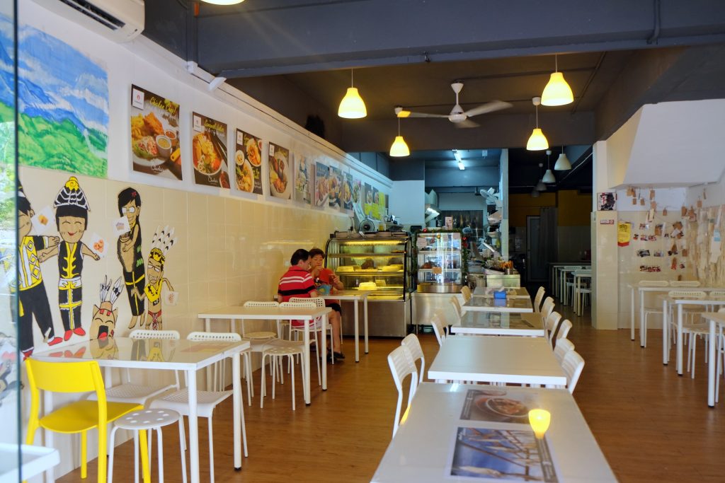 charlies cafe taman desa - sarawak laksa