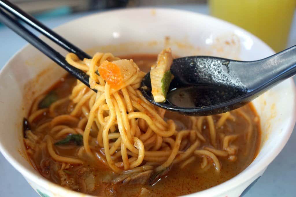 nam chau ipoh - famous curry mee-004