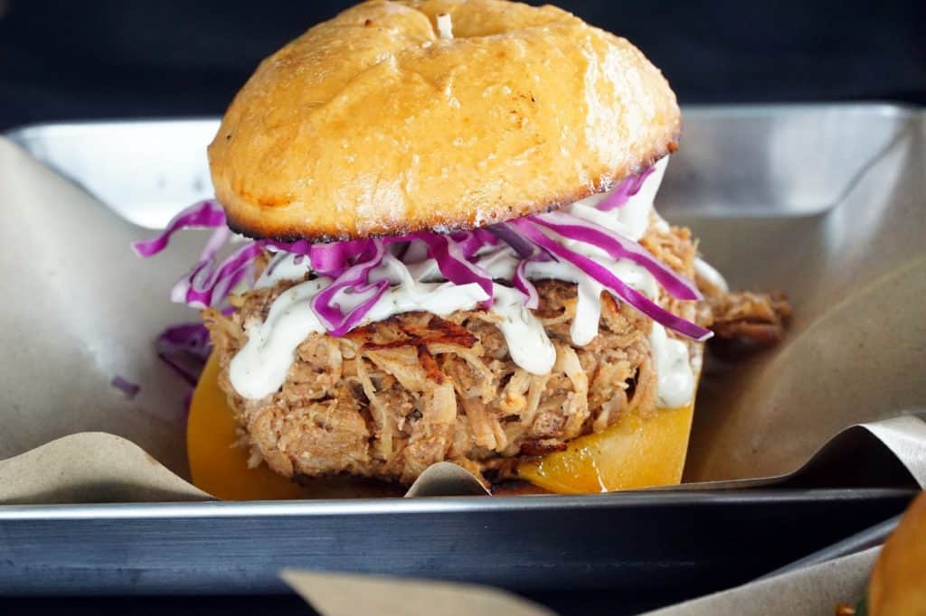 pulled pork burger